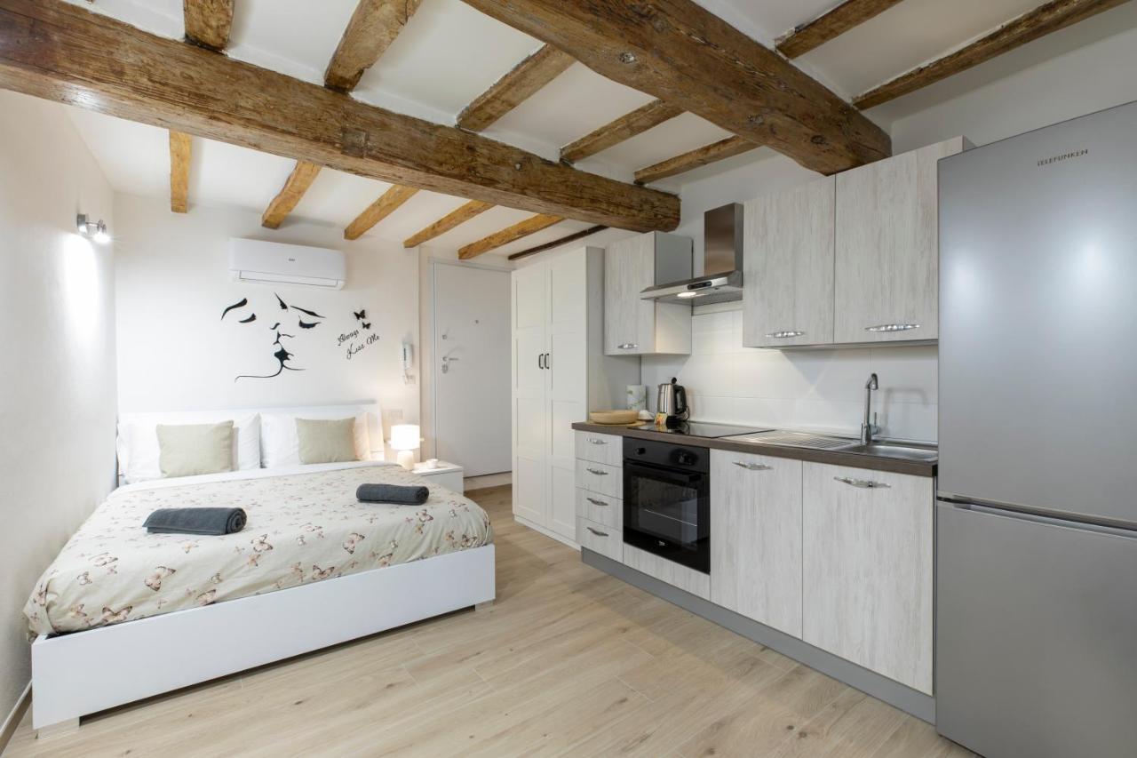 Luxury Suite In The Center I Private Patio & Kitchen 博洛尼亚 外观 照片